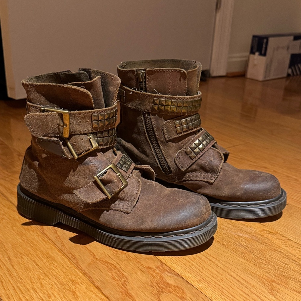 Dr Martens brown combat boots, size 7